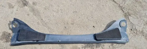 Ford Focus Wiper trim BM51-A02216-AF