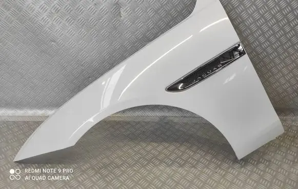 Jaguar XE Fender