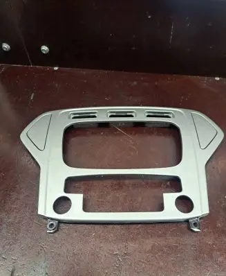 Ford Mondeo MK IV Radio/GPS head unit trim 7S7118522