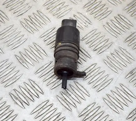 Volkswagen PASSAT B7 Windscreen/windshield washer pump 3122785 1K5955651