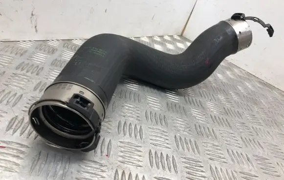 BMW 5 F10 F11 Intercooler hose/pipe 8571897 11279412