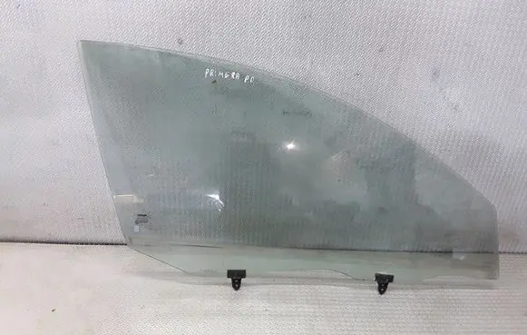 Nissan Primera Front door window glass four-door