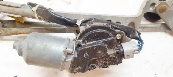 Toyota Auris 150 Wiper motor 8511002180 85110-02180