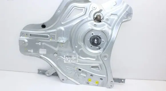 Hyundai ix35 Front door window regulator with motor 813202Y020