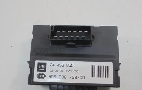 Opel Astra H Other relay 24453850