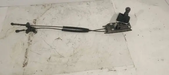 Volkswagen Tiguan Gear shifter/selector 5N0711049P
