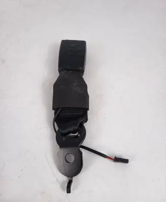 BMW 5 F10 F11 Middle seatbelt buckle (rear) 7243275