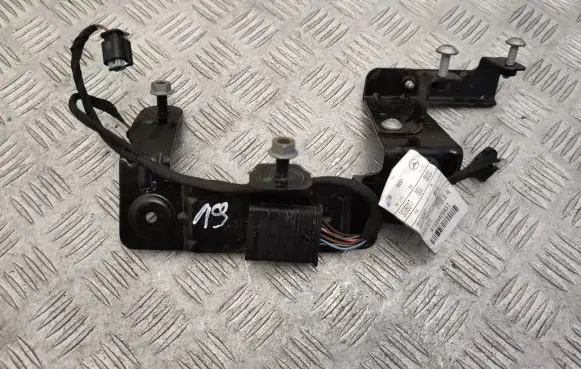 Mercedes-Benz GLE (W166 - C292) Other engine bay part A1665015620 A1664406437