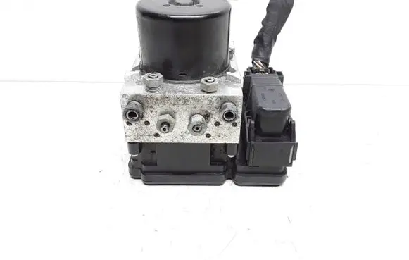 Volvo XC60 ABS Pump 30681619 P30681619 8G9N2C405AC