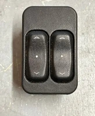 Opel Zafira A Electric window control switch 13363201 1510040558 90561088