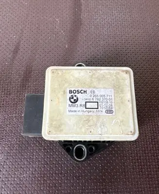BMW 5 E60 E61 ESP acceleration yaw rate sensor 6782370 0265005711 7012084