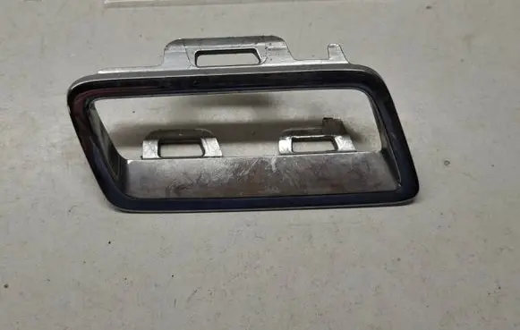 Mercedes-Benz GLA W156 Front bumper upper radiator grill 1568881400 A1568881400