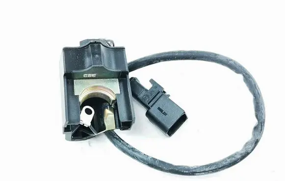 Peugeot 106 Electromagnetic valve 0281005037