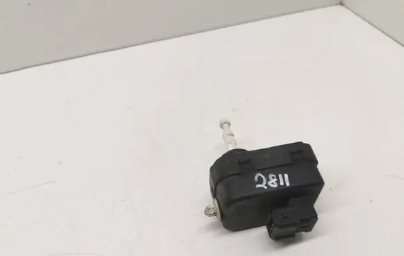 Volvo V70 Headlight level adjustment motor P2004