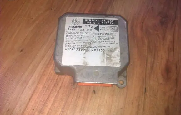 Alfa Romeo 164 Airbag control unit/module 60621526