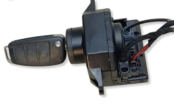 Audi A6 S6 C6 4F Ignition lock 4F0909131 4F0910131 33301301
