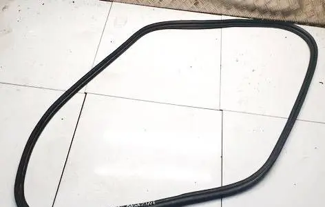 Ford Kuga I Trunk rubber seal (body) 