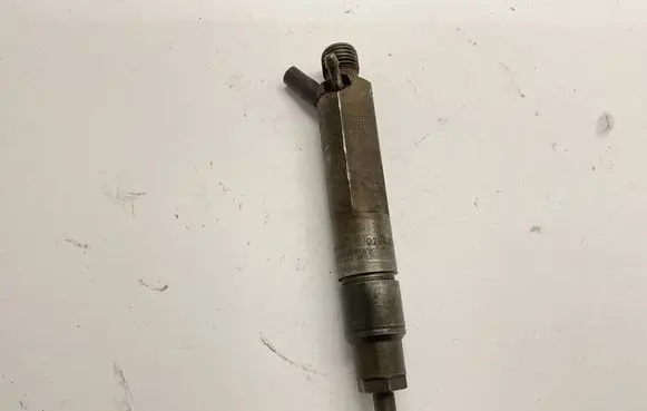 Volkswagen Sharan Fuel injector 028130201G 2FHKBEL58P87 771A