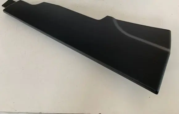 Audi Q7 4M Rear seat rail trim cover 4M0883686B 4M0883686B4PK