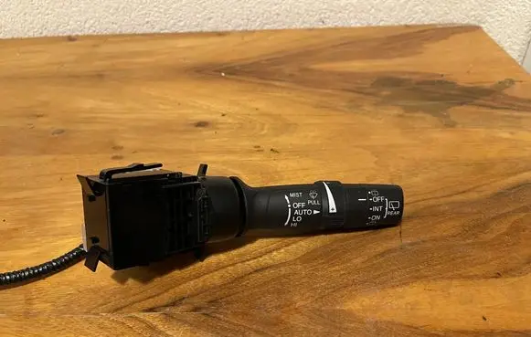 Honda CR-V Wiper control stalk V200829