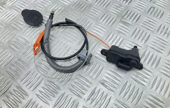 Audi A3 S3 8V Fuel tank cap lock 510810773