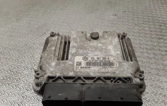 Volkswagen PASSAT B7 Engine control unit/module 03L907309N 0281016374
