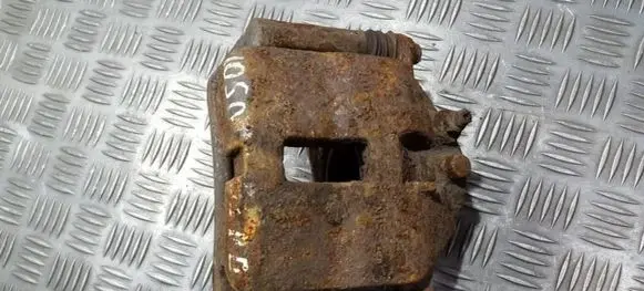 Nissan Primera Front brake caliper