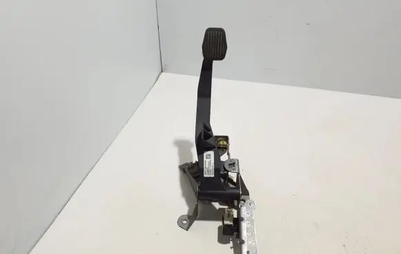 Clutch pedal