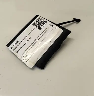 Volkswagen Touareg I Front tow hook cap/cover 7L6807155A