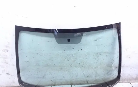 Dacia Sandero II Front windscreen/windshield window AS1