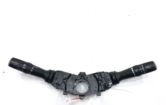 Hyundai Elantra Wiper turn signal indicator stalk/switch 2020089