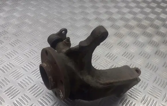 Peugeot 207 Front wheel hub spindle knuckle