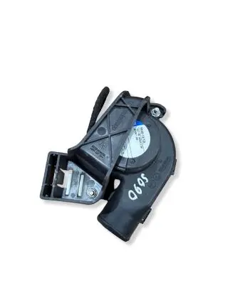 Mercedes-Benz C AMG W204 Engine control unit/module fan A2048300808 9972506012