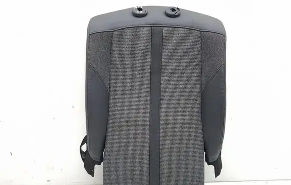 Peugeot 5008 II Rear seat