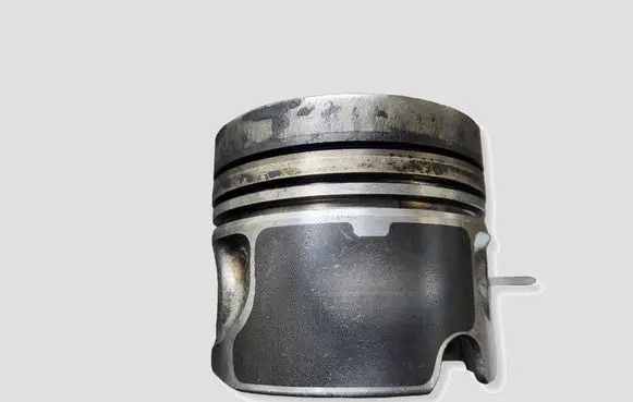 Volkswagen PASSAT B6 Piston CBA