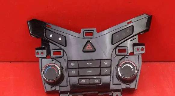 Chevrolet Cruze Climate control unit