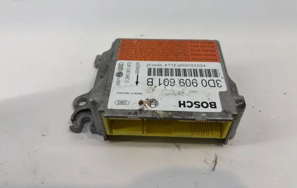 Volkswagen Touareg I Airbag control unit/module 3D0909601B