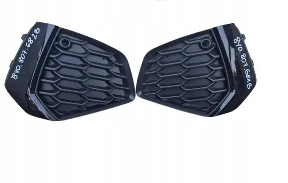 Audi A3 8Y Front bumper lower grill 8Y0807682B