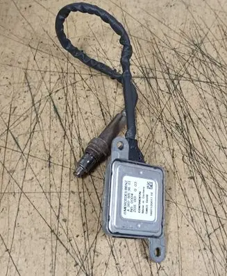 Mercedes-Benz S W222 Lambda probe sensor A0009059603