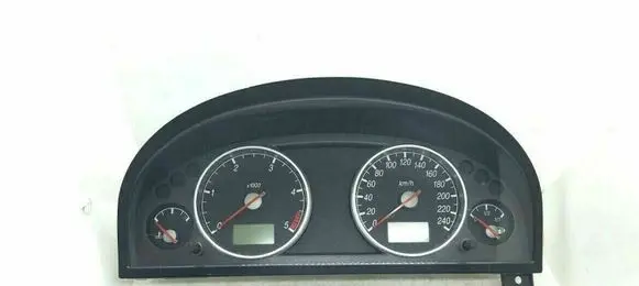 Ford Mondeo Mk III Speedometer (instrument cluster) 1S7F10841