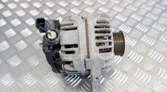 Toyota Corolla E120 E130 Generator/alternator 270600D030B 270600D030