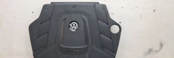 Volkswagen Touareg III Engine cover (trim) 4M44133849E
