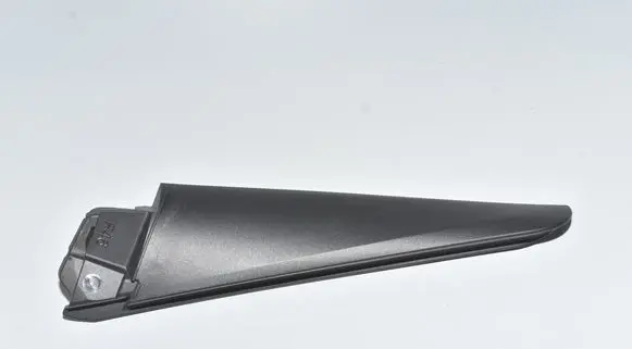 BMW 2 F46 Front door trim (molding) 7333895 51337333895