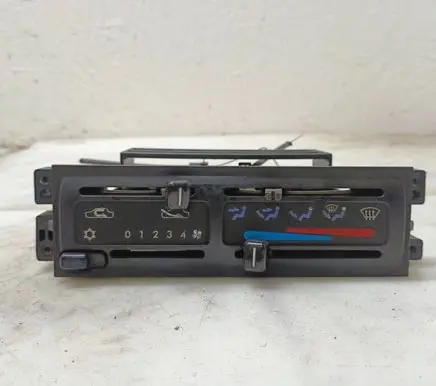 Nissan Terrano Climate control unit 5971030769