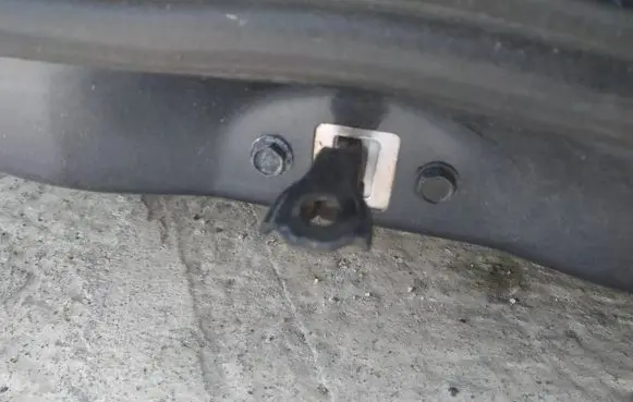 Renault Kadjar Rear door check strap stopper