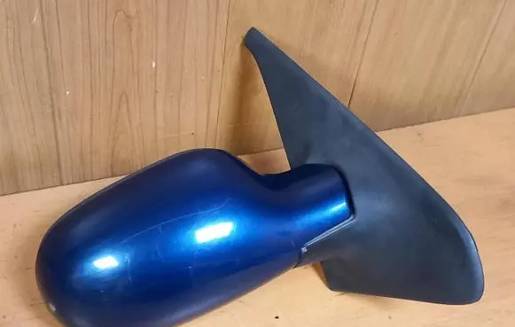Renault Clio II Front door electric wing mirror 