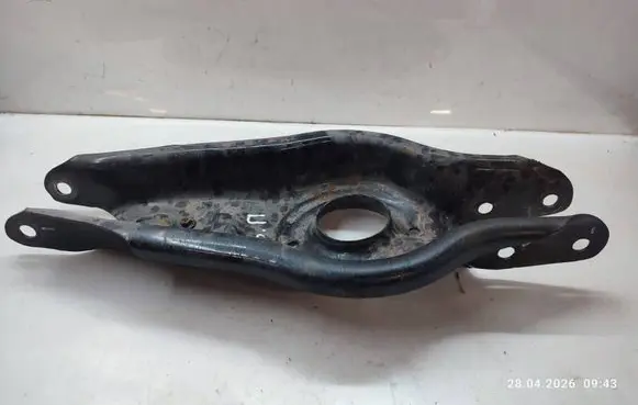 Tesla Model Y Rear control arm 104445100F
