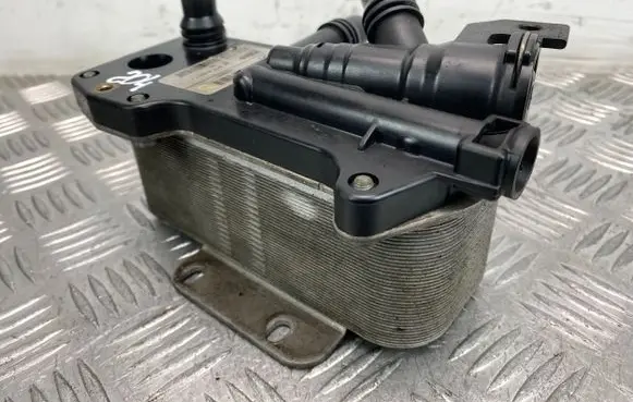 Engine oil radiator