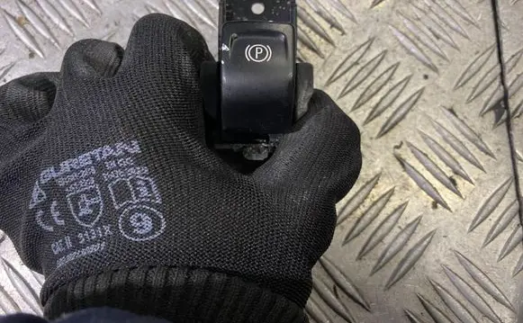 Opel Insignia A Hand parking brake switch 9060790