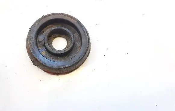 KIA Sportage Coil spring mount 